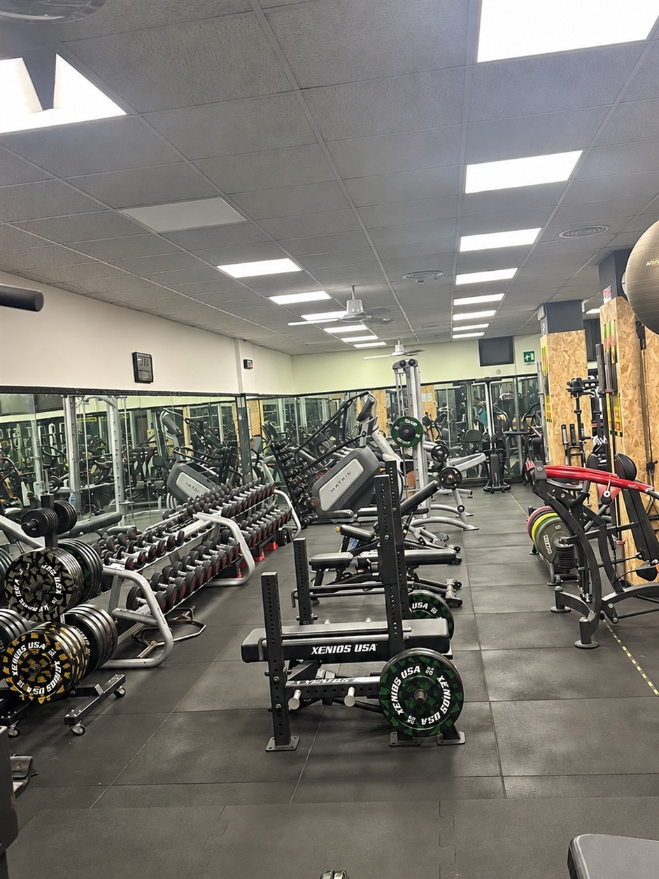 Area pesi e rack Body Club Via Dante