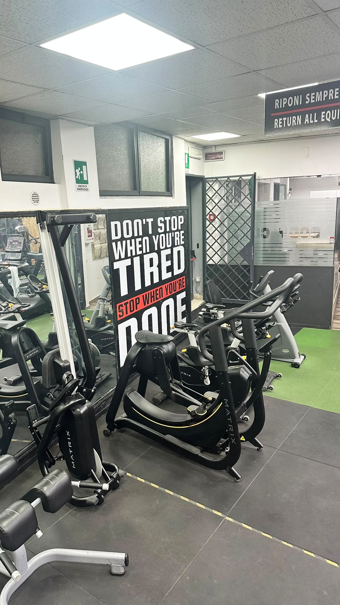 Cyclette e attrezzature cardio della sede Via Dante